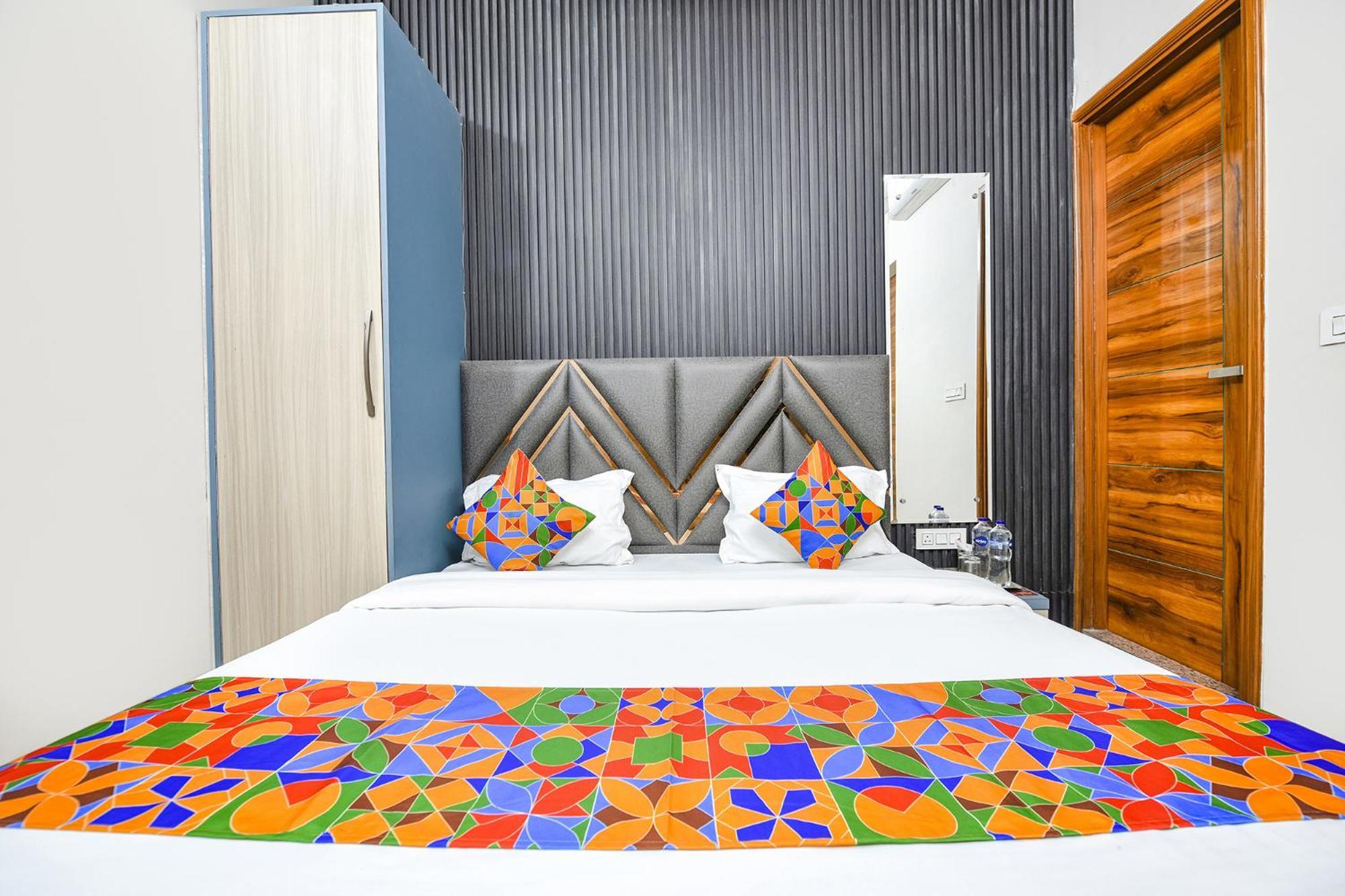 Fabhotel K9 Stay Ludhiana Extérieur photo